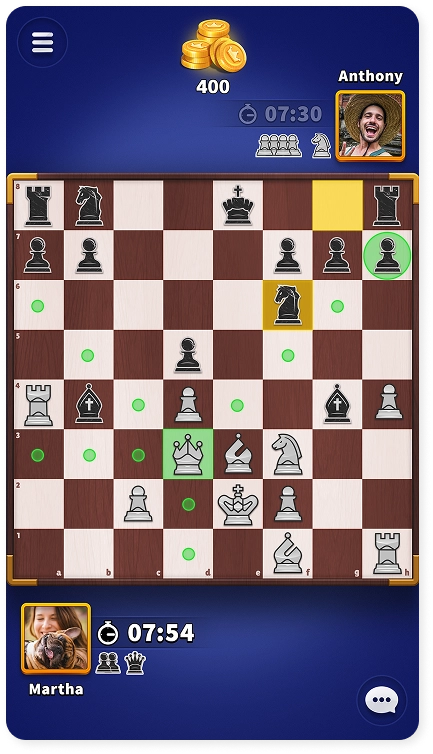 Screenshot uit het spel met een schaakpartij tussen de spelers